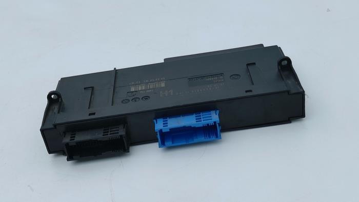 Gebruikte Bodycontrol Module BMW 3 serie (E90) 330d 24V Prijs € 95,00 Margeregeling aangeboden door Automaterialen Ronald Morien B.V.