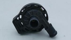 Gebruikte Extra waterpomp MAN TGE 2.0 TDI Prijs € 75,00 Inclusief btw aangeboden door Automaterialen Ronald Morien B.V.