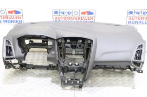 Gebruikte Dashboard Ford Focus 3 Wagon 1.6 SCTi 16V Prijs € 295,00 Margeregeling aangeboden door Automaterialen Ronald Morien B.V.