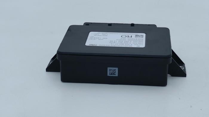 Handrem Module van een Mercedes-Benz S (222.0/222.1) 3.0 S-350 BlueTEC, S-350d 24V 2016