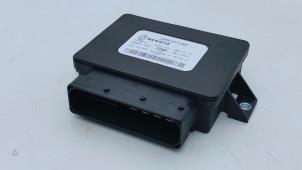 Gebruikte Handrem Module Renault Clio V (RJAB) 1.6 E-Tech 145 16V Prijs € 75,00 Margeregeling aangeboden door Automaterialen Ronald Morien B.V.