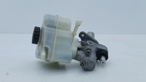 Gebruikte Hoofdremcilinder Mercedes S (222.0/222.1) 3.0 S-350 BlueTEC, S-350d 24V Prijs € 75,00 Margeregeling aangeboden door Automaterialen Ronald Morien B.V.