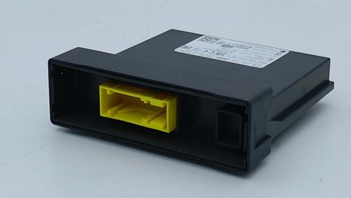 Gebruikte Module Verlichting Citroen C5 X (NC/ND) 1.6 Hybrid 225 Prijs € 65,00 Inclusief btw aangeboden door Automaterialen Ronald Morien B.V.