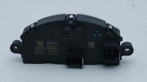 Gebruikte Kachel Weerstand Citroen C5 X (NC/ND) 1.6 Hybrid 225 Prijs € 95,00 Inclusief btw aangeboden door Automaterialen Ronald Morien B.V.