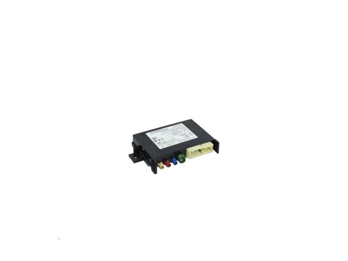Gebruikte Bluetooth module Mercedes C (W205) C-160 1.6 16V Prijs € 49,00 Margeregeling aangeboden door Automaterialen Ronald Morien B.V.