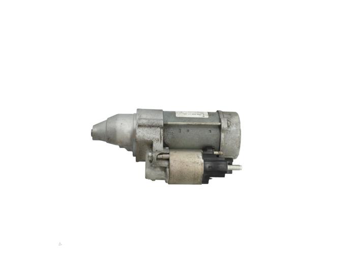 Gebruikte Startmotor Mercedes C (W205) C-160 1.6 16V Prijs € 49,00 Margeregeling aangeboden door Automaterialen Ronald Morien B.V.