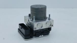 Gebruikte ABS Pomp Citroen C5 X (NC/ND) 1.6 Hybrid 225 Prijs € 395,00 Inclusief btw aangeboden door Automaterialen Ronald Morien B.V.