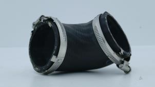 Gebruikte Intercooler Slang Volkswagen Crafter (SY) 2.0 TDI RWD Prijs € 29,00 Inclusief btw aangeboden door Automaterialen Ronald Morien B.V.