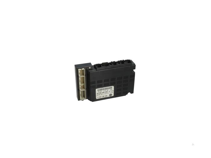 Gebruikte Koeling Module Volkswagen Phaeton (3D) 6.0 W12 48V 4Motion Prijs € 75,00 Margeregeling aangeboden door Automaterialen Ronald Morien B.V.