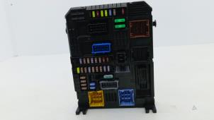 Gebruikte Computer Body Control Peugeot 2008 (UD/UK/UR/US/UX) e-2008 50 kWh Prijs € 95,00 Inclusief btw aangeboden door Automaterialen Ronald Morien B.V.