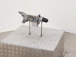 Gebruikte Oliefilterhuis Audi Q5 Sportback (FYS/FYT) 2.0 40 TFSI 16V Mild Hybrid Quattro 16V Prijs € 125,00 Margeregeling aangeboden door Automaterialen Ronald Morien B.V.