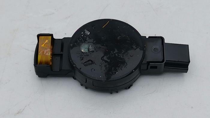 Gebruikte Regensensor BMW M4 (F82) M4 3.0 24V TwinPower Turbo Prijs € 49,00 Margeregeling aangeboden door Automaterialen Ronald Morien B.V.