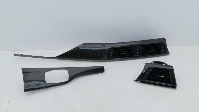 Interieurlijsten Set van een BMW M4 (F82) M4 3.0 24V TwinPower Turbo 2015