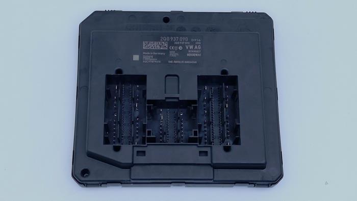 Gebruikte Module Bodycontrol Volkswagen Polo VI (AW1) 2.0 GTI Prijs € 125,00 Margeregeling aangeboden door Automaterialen Ronald Morien B.V.