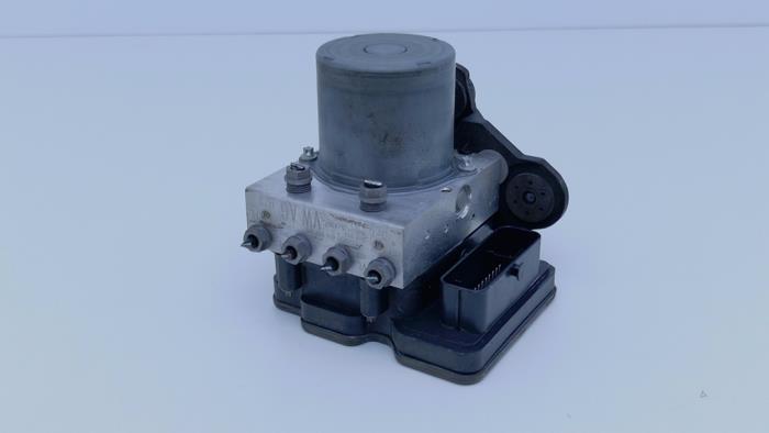 Gebruikte ABS Pomp Volkswagen Polo VI (AW1) 2.0 GTI Prijs € 195,00 Margeregeling aangeboden door Automaterialen Ronald Morien B.V.