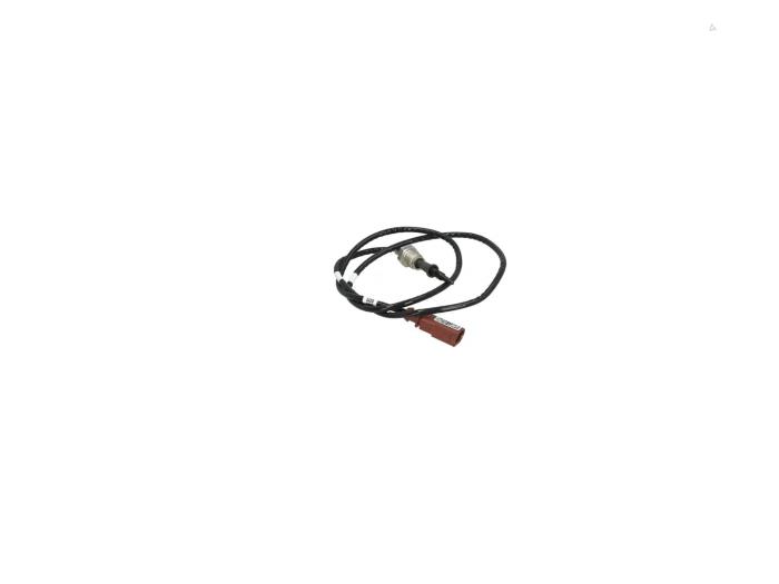 Gebruikte Uitlaat temperatuursensor Volkswagen Crafter (SY) 2.0 TDI RWD Prijs € 42,35 Inclusief btw aangeboden door Automaterialen Ronald Morien B.V.