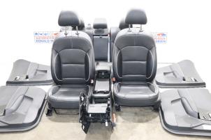 Gebruikte Bekleding Set (compleet) Kia Niro I (DE) E-Niro 64 kWh Prijs € 695,00 Inclusief btw aangeboden door Automaterialen Ronald Morien B.V.