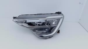 Gebruikte Linker Koplamp Renault Arkana (RJLL) 1.3 TCe 140 16V Prijs € 450,00 Margeregeling aangeboden door Automaterialen Ronald Morien B.V.
