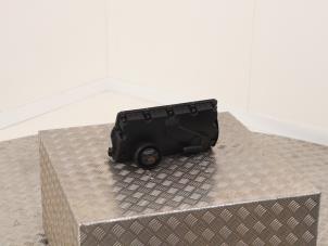 Gebruikte Kleppendeksel Volkswagen Caddy III (2KA,2KH,2CA,2CH) 2.0 SDI Prijs € 35,00 Margeregeling aangeboden door Automaterialen Ronald Morien B.V.