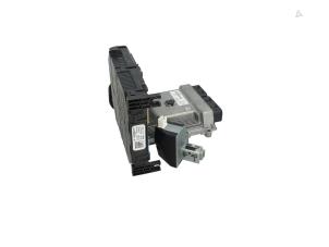 Gebruikte Inspuitcomputer Peugeot 308 SW (L4/L9/LC/LJ/LR) 1.2 12V e-THP PureTech 130 Prijs € 450,00 Inclusief btw aangeboden door Automaterialen Ronald Morien B.V.