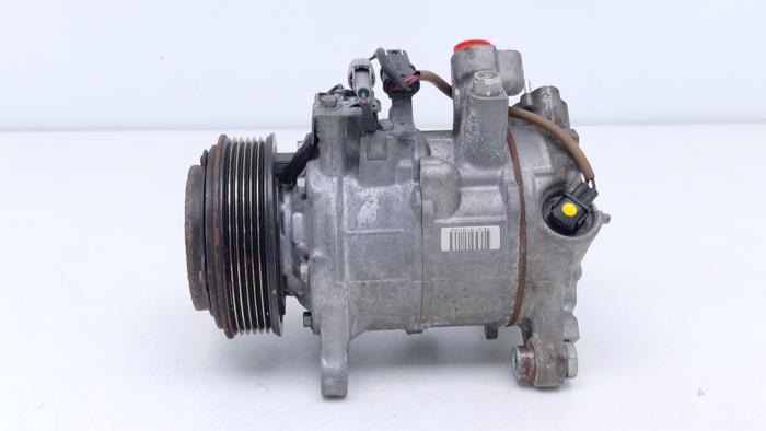 Aircopomp van een BMW 3 serie (F30) 320d 2.0 16V EfficientDynamicsEdition 2014