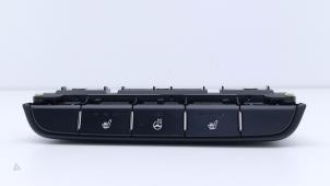 Gebruikte Schakelaar Kia Ceed Sportswagon (CDF) 1.4 T-GDI 16V Prijs € 49,00 Margeregeling aangeboden door Automaterialen Ronald Morien B.V.