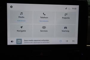 Gebruikte Display Interieur Toyota Yaris Cross (PB1/PJ1) 1.5 12V Hybrid 115 Prijs € 95,00 Margeregeling aangeboden door Automaterialen Ronald Morien B.V.