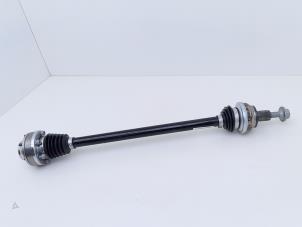 Aandrijfassen rechts-achter met versnellingsbakcode WFU voorraad