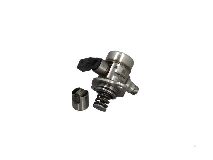 Hogedrukpomp van een Volkswagen Golf VII (AUA) 1.5 TSI Evo BMT 16V 2017