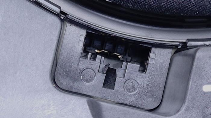 Luidspreker van een BMW M4 (F83) 3.0 24V TwinPower Turbo 2016