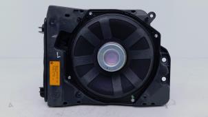 Gebruikte Speaker BMW M4 (F83) 3.0 24V TwinPower Turbo Prijs € 95,00 Margeregeling aangeboden door Automaterialen Ronald Morien B.V.