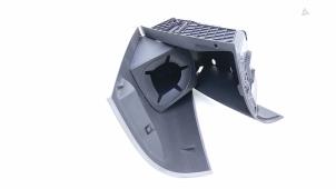 Gebruikte Bekerhouder Volkswagen Transporter/Caravelle T5 2.0 TDI DRF Prijs € 85,00 Margeregeling aangeboden door Automaterialen Ronald Morien B.V.