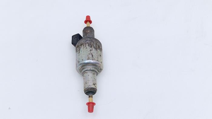 Gebruikte Brandstofpomp Elektrisch Volkswagen Transporter/Caravelle T5 2.0 TDI DRF Prijs € 49,00 Margeregeling aangeboden door Automaterialen Ronald Morien B.V.
