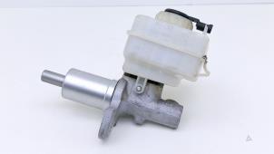 Gebruikte Hoofdremcilinder BMW M6 (E64) 5.0 V10 40V Prijs € 75,00 Margeregeling aangeboden door Automaterialen Ronald Morien B.V.