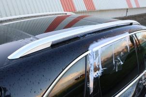 Gebruikte Roofrail set Porsche Cayenne II (92A) 3.0 D V6 24V Prijs € 295,00 Margeregeling aangeboden door Automaterialen Ronald Morien B.V.