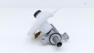 Gebruikte Hoofdremcilinder Peugeot 208 II (UB/UH/UP) 1.2 Vti 12V PureTech 100 Prijs € 48,99 Inclusief btw aangeboden door Automaterialen Ronald Morien B.V.