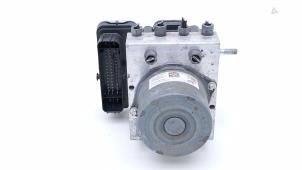 Gebruikte ABS Pomp Opel Corsa F (UB/UH/UP) Electric, Corsa-e 50kWh Prijs € 249,00 Margeregeling aangeboden door Automaterialen Ronald Morien B.V.