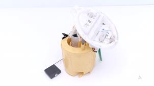 Gebruikte Dieselpomp Mercedes CLS (C218) 350 CDI BlueEfficiency 3.0 V6 24V Prijs € 75,00 Margeregeling aangeboden door Automaterialen Ronald Morien B.V.