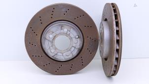Gebruikte Remschijf voor Mercedes CLS (C218) 350 CDI BlueEfficiency 3.0 V6 24V Prijs € 125,00 Margeregeling aangeboden door Automaterialen Ronald Morien B.V.