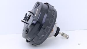 Gebruikte Rembekrachtiger Mercedes CLS (C218) 350 CDI BlueEfficiency 3.0 V6 24V Prijs € 75,00 Margeregeling aangeboden door Automaterialen Ronald Morien B.V.