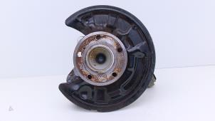 Gebruikte Asschenkel rechts-achter Mercedes GLA (156.9) 1.6 180 16V Prijs € 65,00 Inclusief btw aangeboden door Automaterialen Ronald Morien B.V.