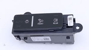 Gebruikte Licht Schakelaar Audi E-tron Sportback (GEA) 50 Prijs € 75,00 Margeregeling aangeboden door Automaterialen Ronald Morien B.V.