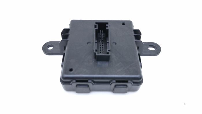 Computer Diversen van een Volkswagen Golf VIII (CD1) 1.0 TSI 12V 2021