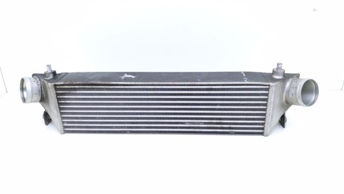 Gebruikte Intercooler Audi RS 3 Sportback (8PA) 2.5 TFSI 20V Quattro Prijs € 225,00 Margeregeling aangeboden door Automaterialen Ronald Morien B.V.