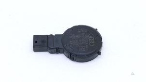 Gebruikte Sensor regen Audi RS 3 Sportback (8PA) 2.5 TFSI 20V Quattro Prijs € 45,00 Margeregeling aangeboden door Automaterialen Ronald Morien B.V.