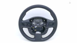 Gebruikte Stuurwiel Peugeot 508 SW (8E/8U) 1.6 BlueHDI 120 Prijs € 95,00 Margeregeling aangeboden door Automaterialen Ronald Morien B.V.