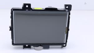 Gebruikte Display Interieur Renault Captur (2R) 1.2 TCE 16V EDC Prijs € 95,00 Margeregeling aangeboden door Automaterialen Ronald Morien B.V.