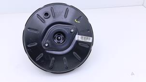 Gebruikte Rembol Renault Captur (2R) 1.2 TCE 16V EDC Prijs € 35,00 Margeregeling aangeboden door Automaterialen Ronald Morien B.V.