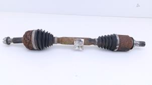 Gebruikte Homokineetas links-voor Renault Captur (2R) 1.2 TCE 16V EDC Prijs € 75,00 Margeregeling aangeboden door Automaterialen Ronald Morien B.V.