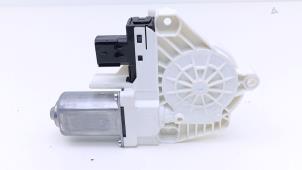 Gebruikte Motor electrisch raam Tesla Model Y (5YJY) RWD Prijs € 45,45 Inclusief btw aangeboden door Automaterialen Ronald Morien B.V.